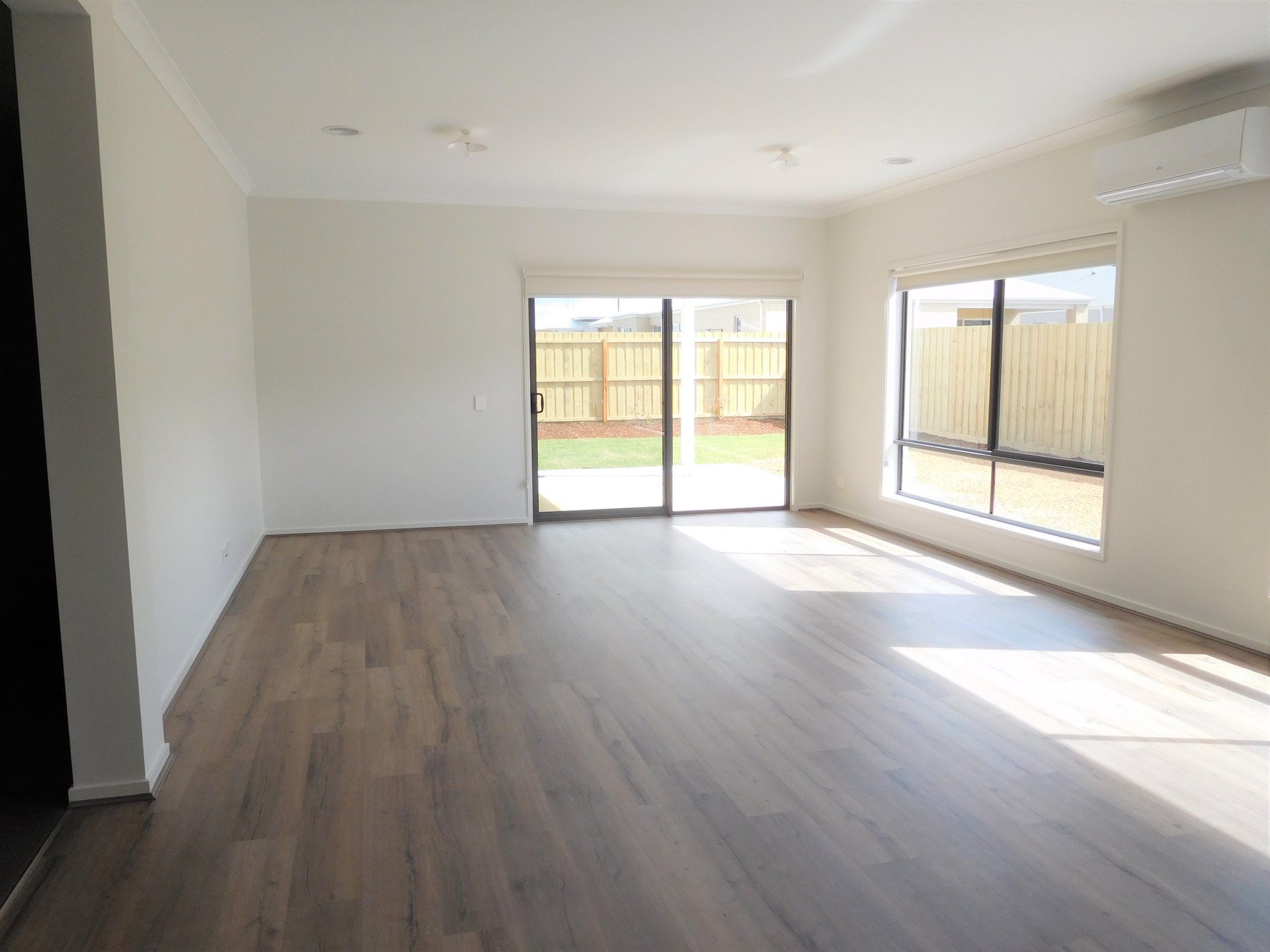 Property Gallery Thumbnail 4