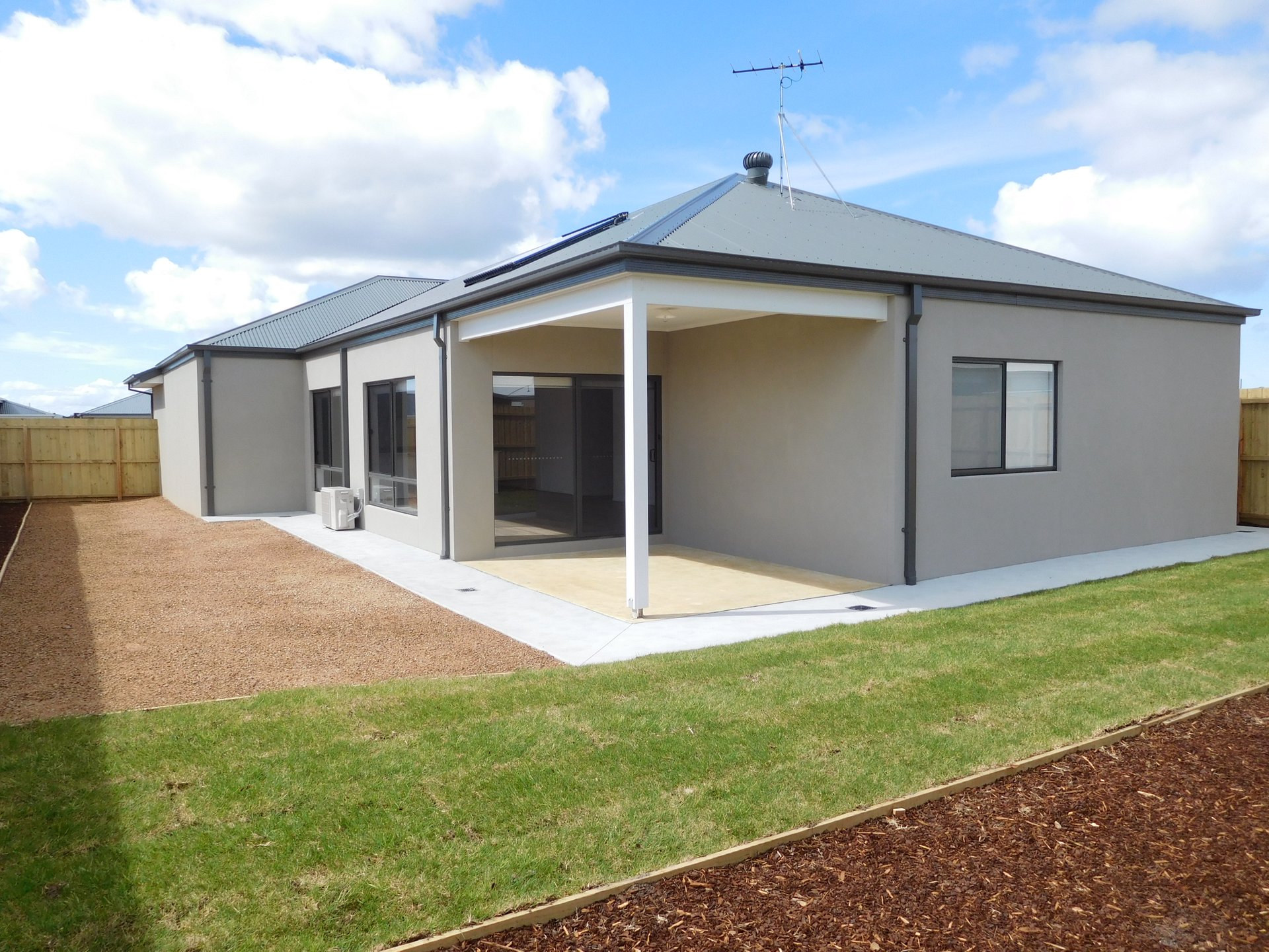 Property Gallery Thumbnail 6