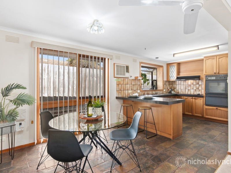 Property Gallery Thumbnail 4