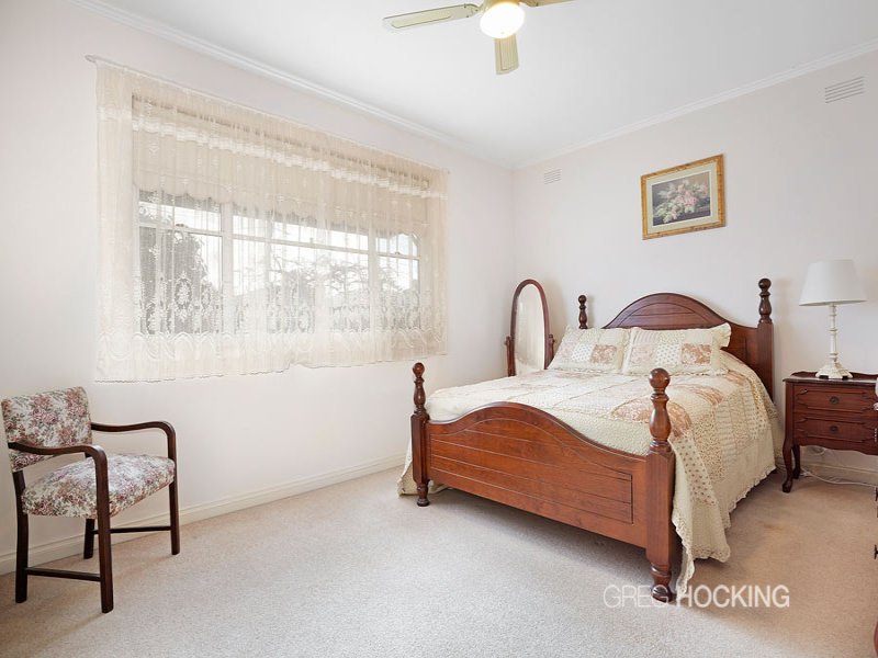 11 Stewart Street, Yarraville image 4