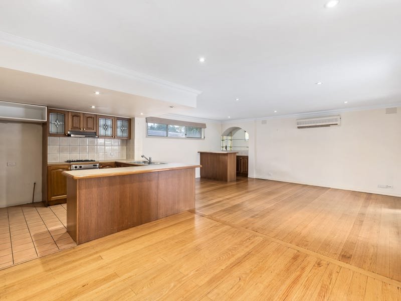 Property Gallery Thumbnail 3