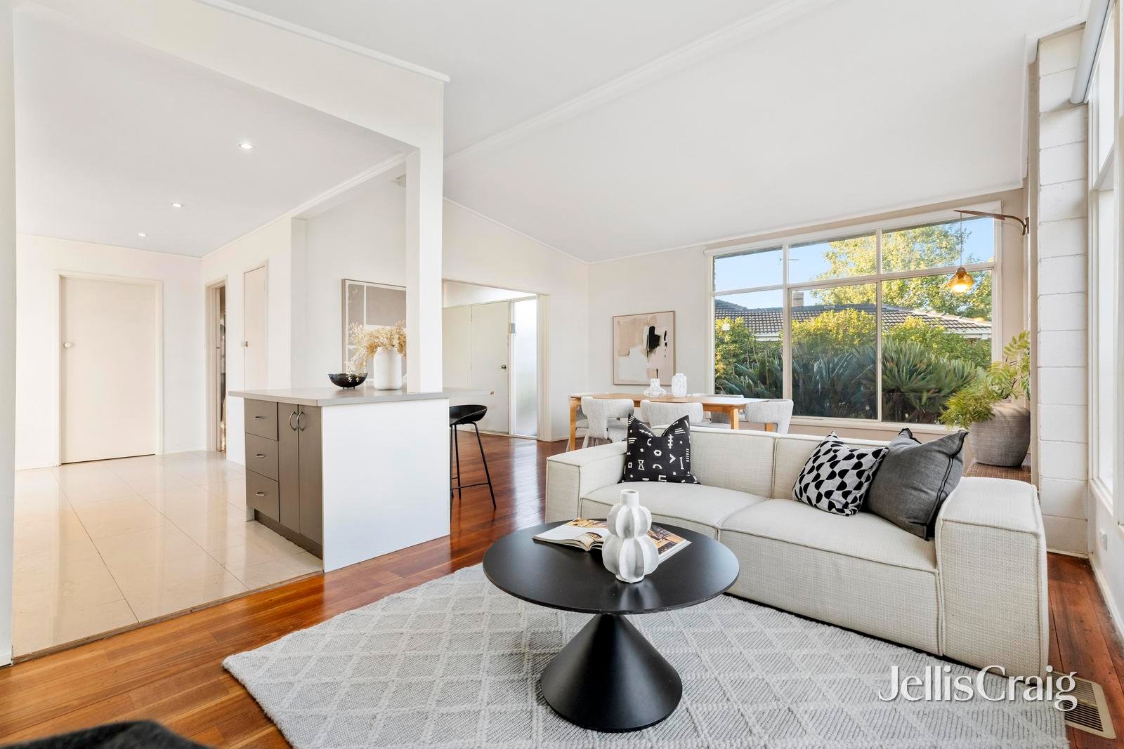 11 Stratford Court, Mulgrave image 5