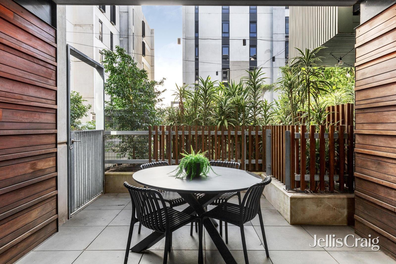 1/1 Studio Walk, Richmond image 9