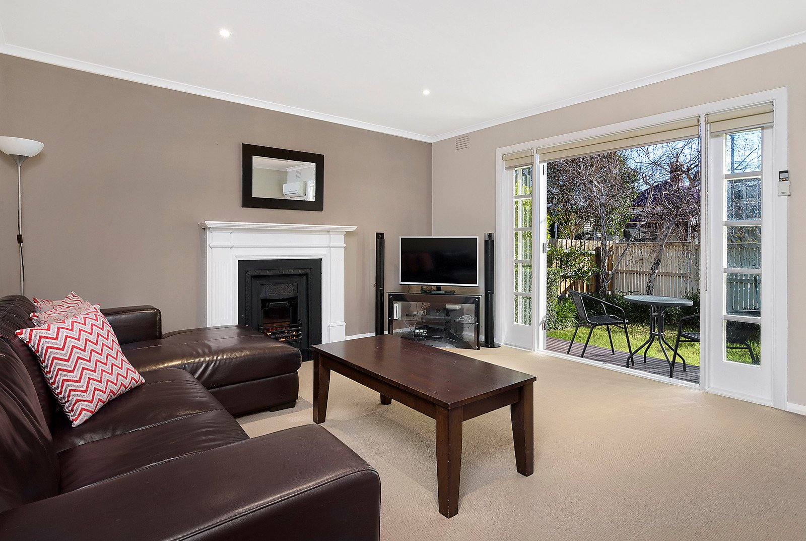 11 Sturt Street, Flemington image 2