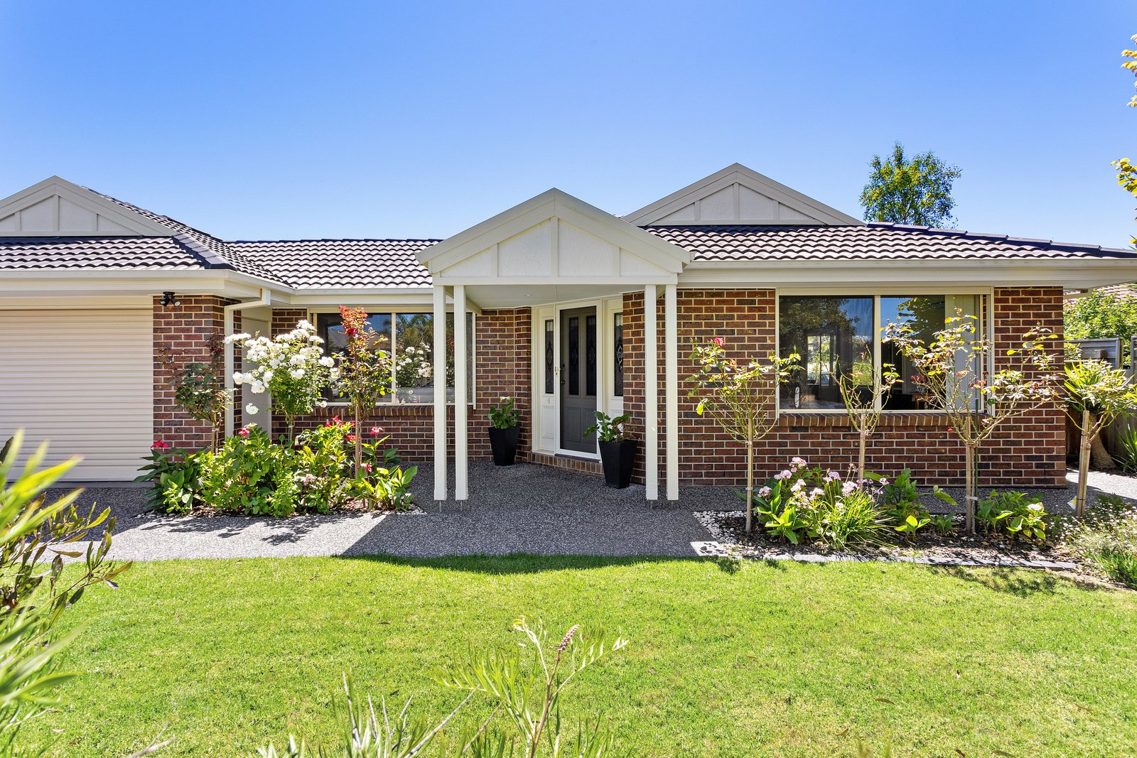 Property Gallery - Main Image