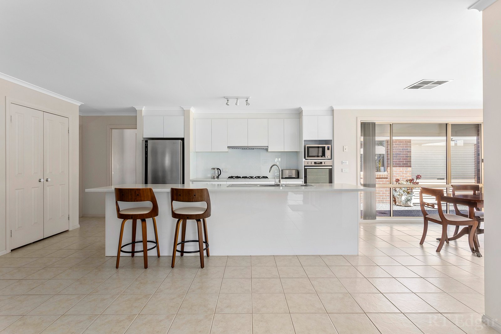 Property Gallery Thumbnail 2