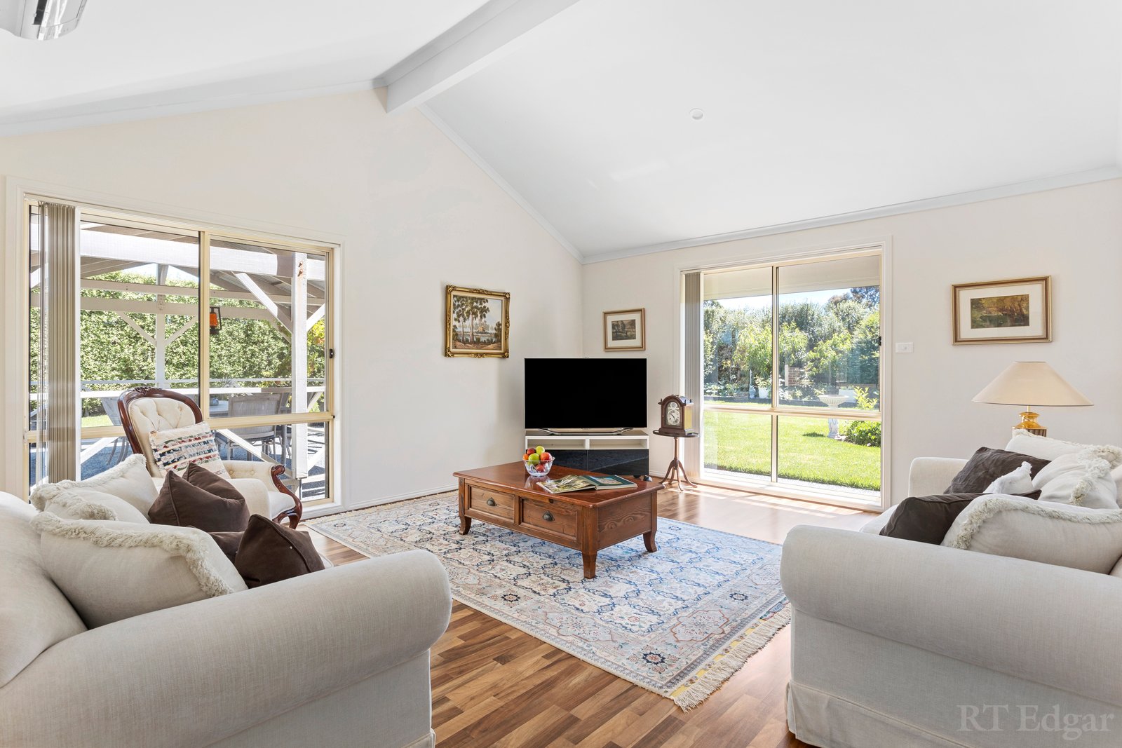 Property Gallery Thumbnail 3