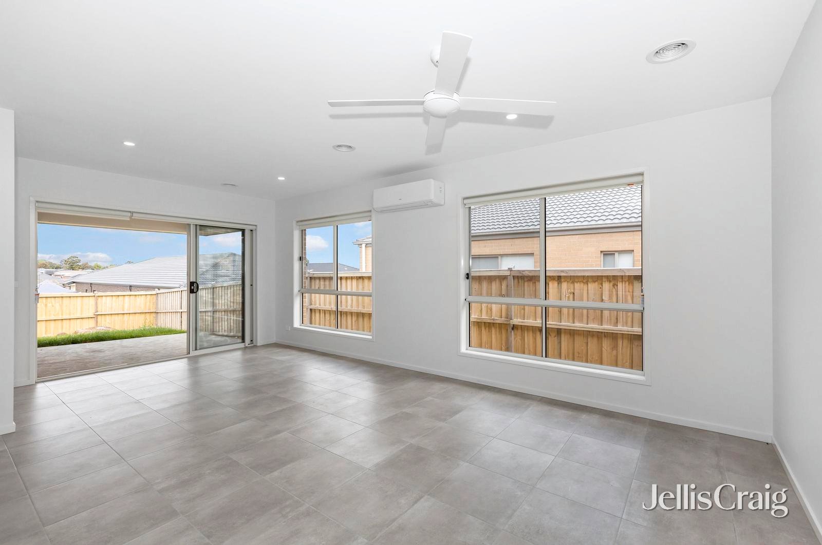 11 Sundance Boulevard, Winter&nbsp;Valley image 4