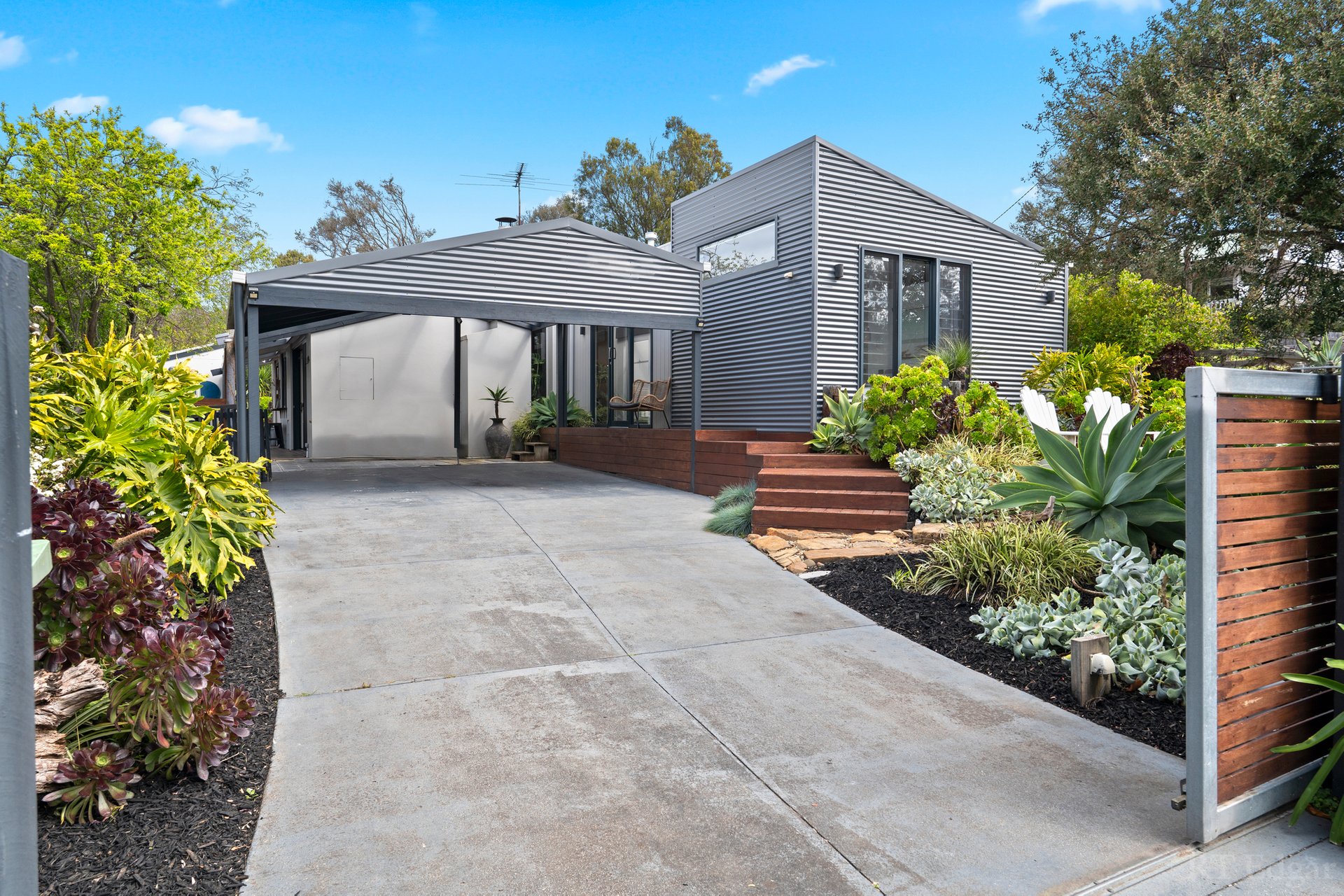 Property Gallery - Main Image