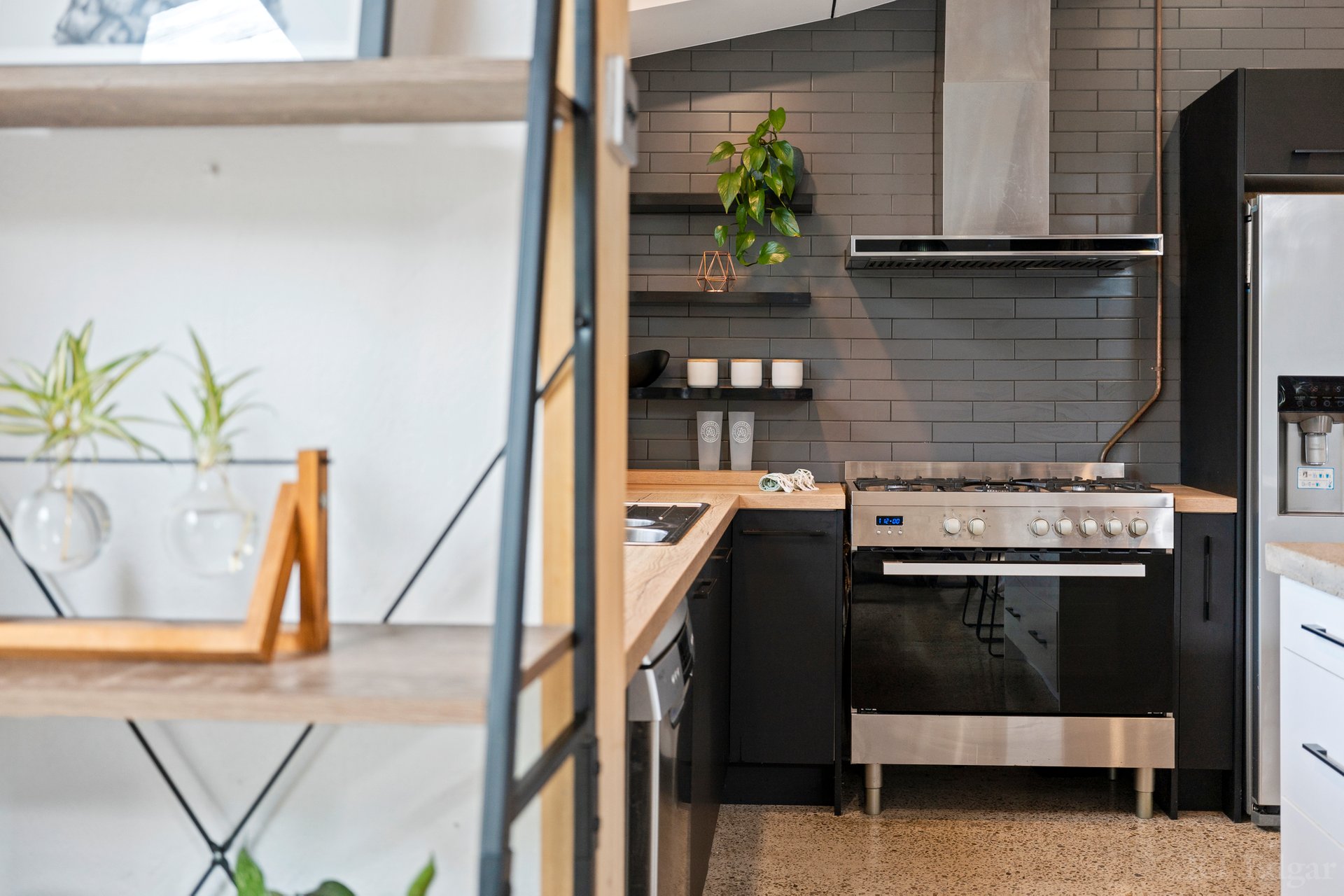 Property Gallery Thumbnail 12