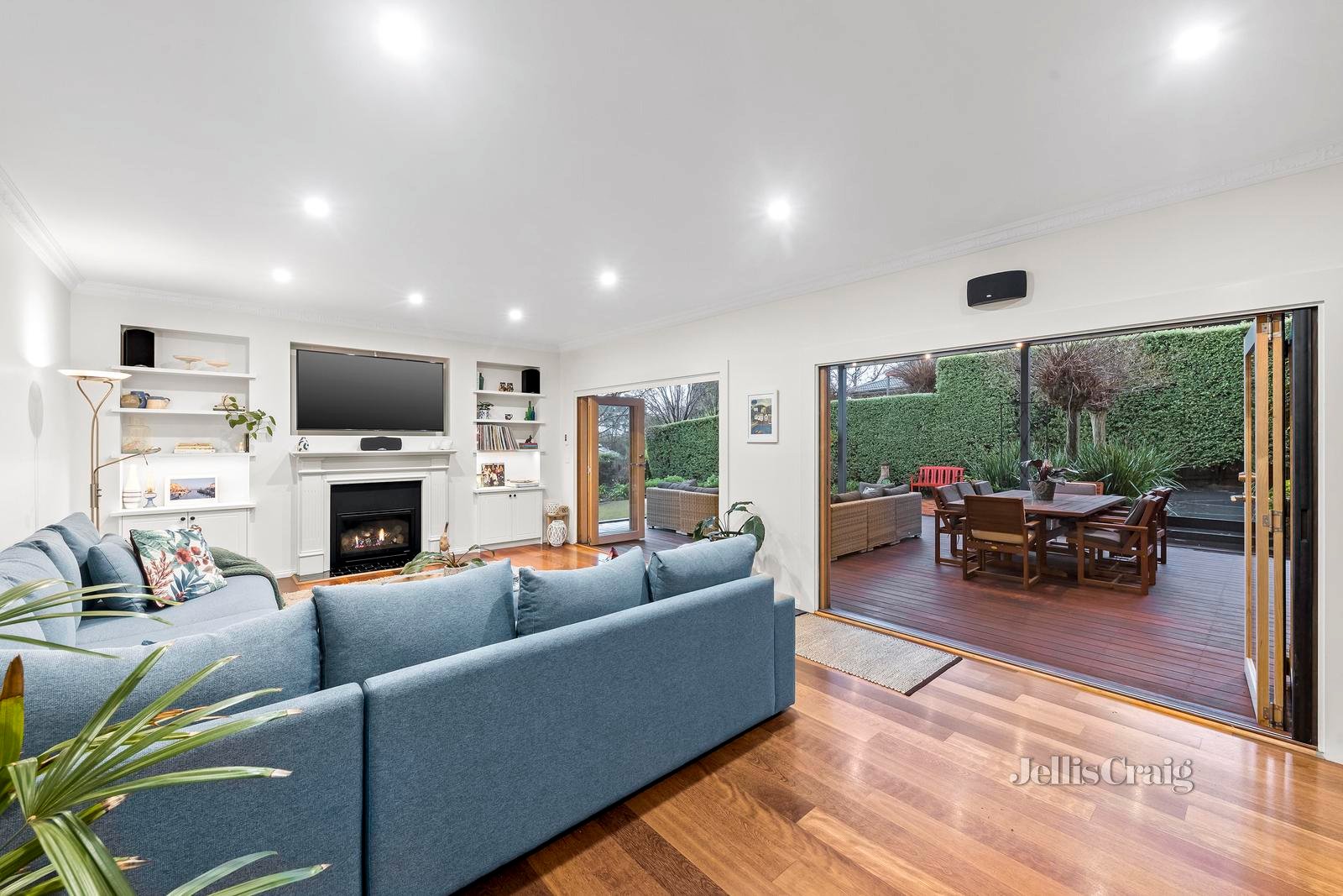 11 Tavistock Court, Croydon Hills image 3