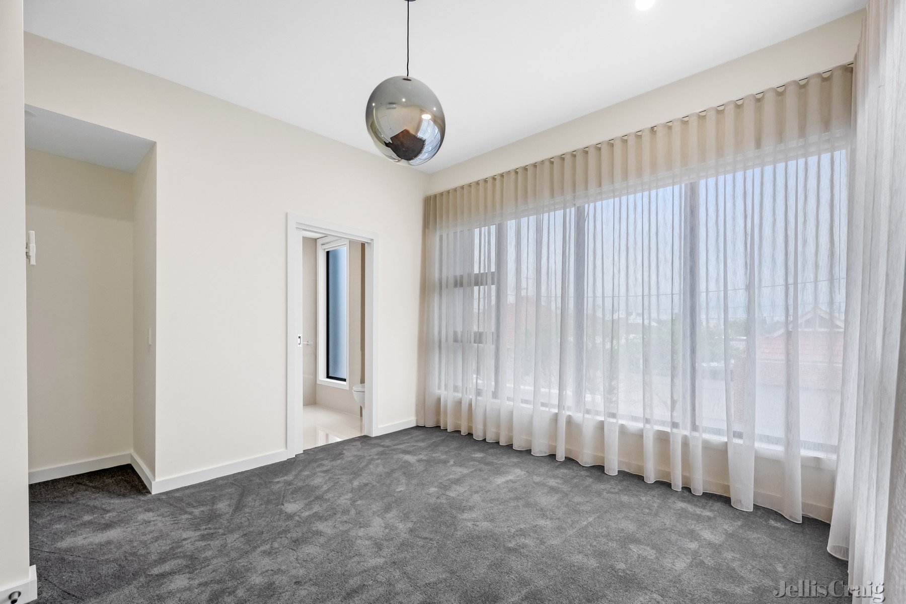 11 Taylor Street, Fitzroy North image 3