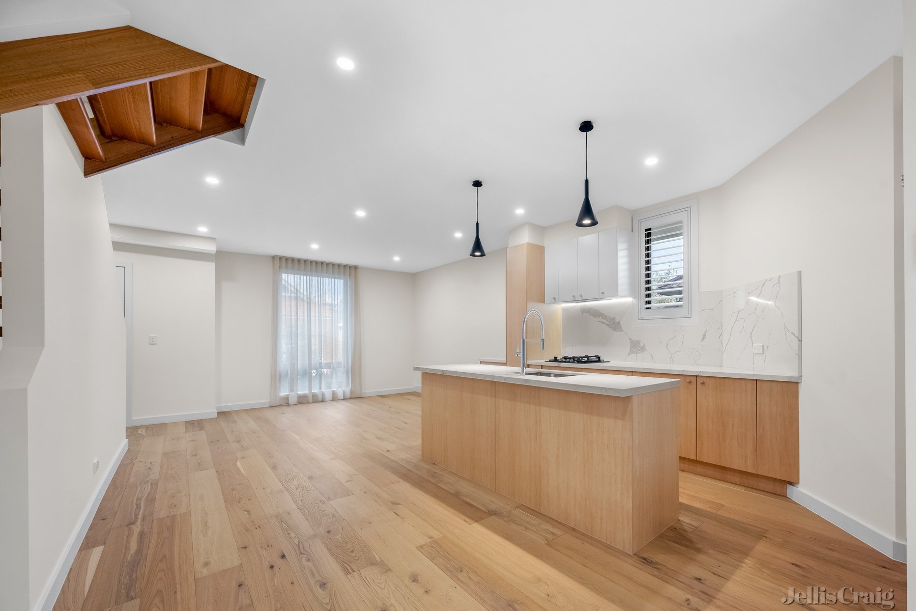 11 Taylor Street, Fitzroy North image 2
