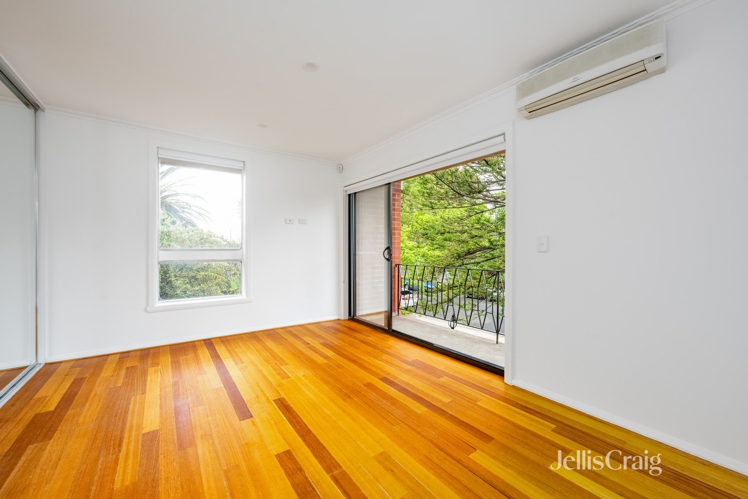 1/1 The Grove, Coburg image 3