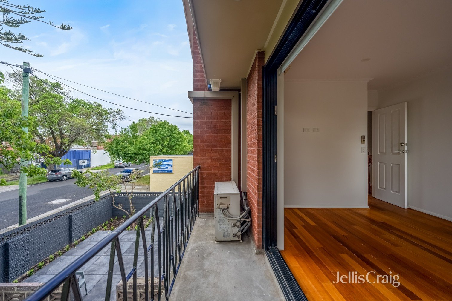 1/1 The Grove, Coburg image 7