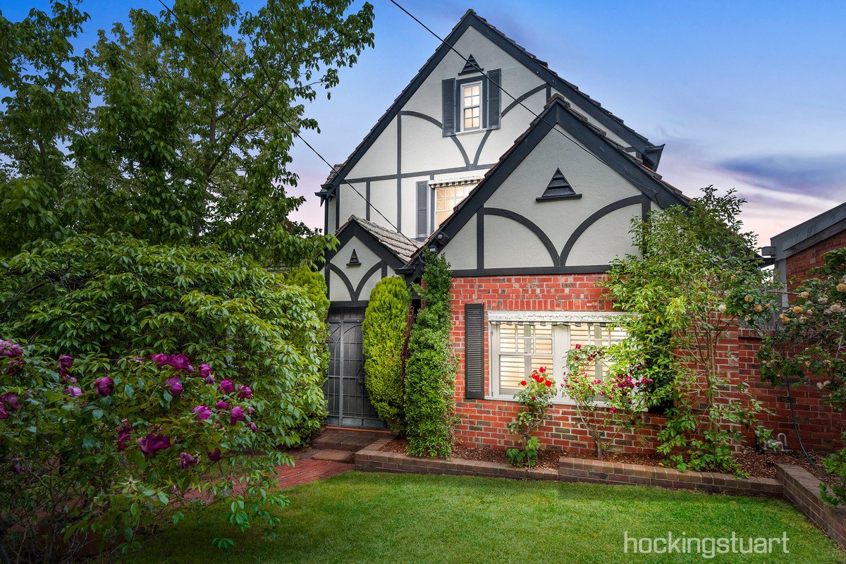 11 Theodore Street, Surrey Hills image 1