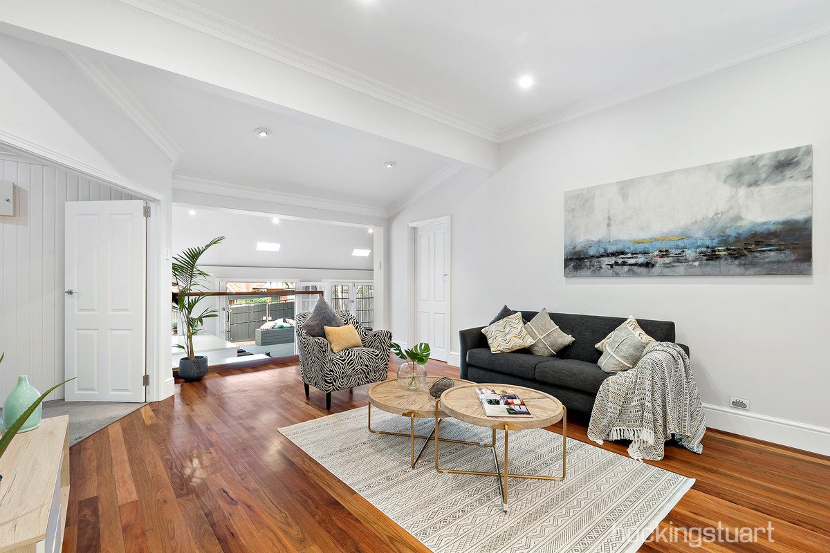 11 Theodore Street, Surrey Hills image 4