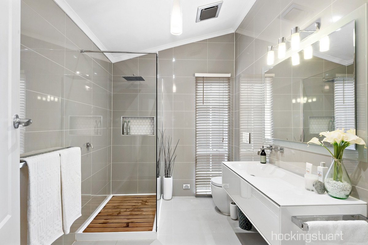11 Theodore Street, Surrey Hills image 9