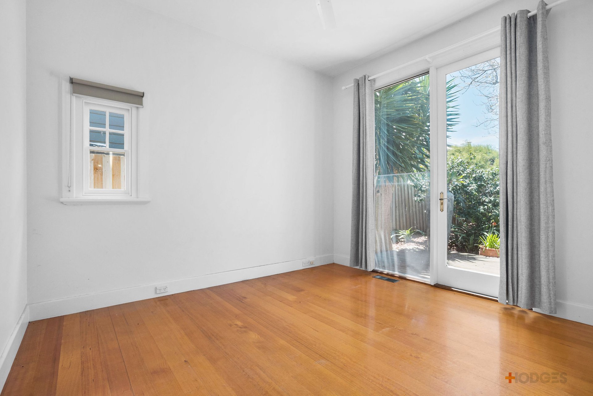 11 Ti-Tree Grove Parkdale