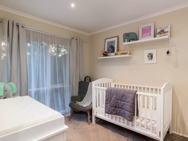 11 Tolhurst Avenue, Boronia image 8