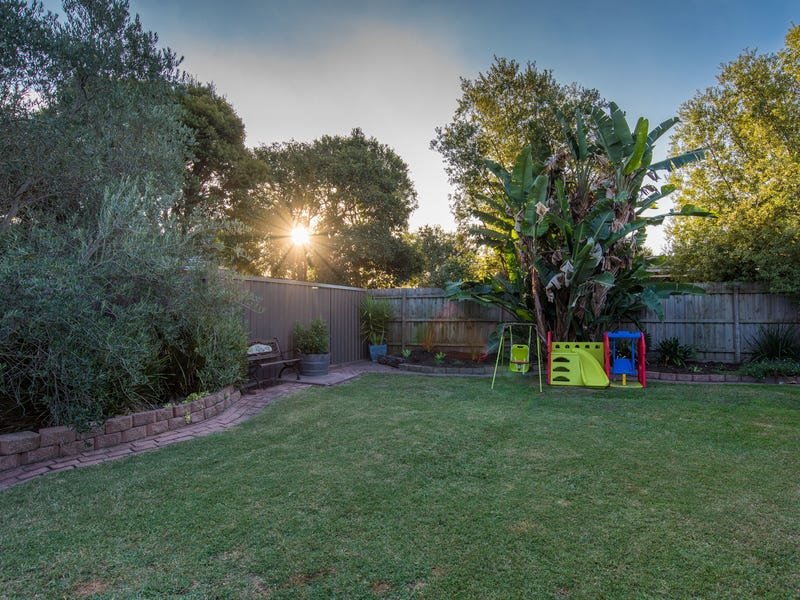 11 Tolhurst Avenue, Boronia image 13