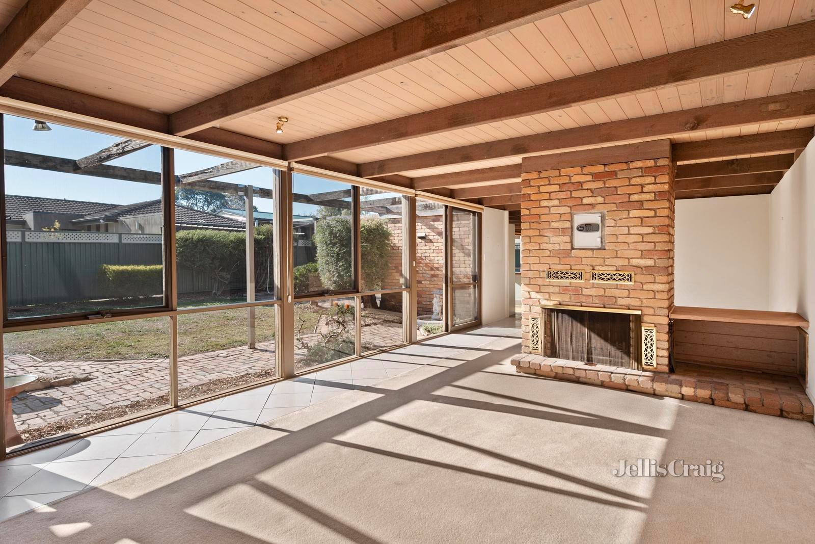 11 Toolimerin Avenue, Bayswater North image 5