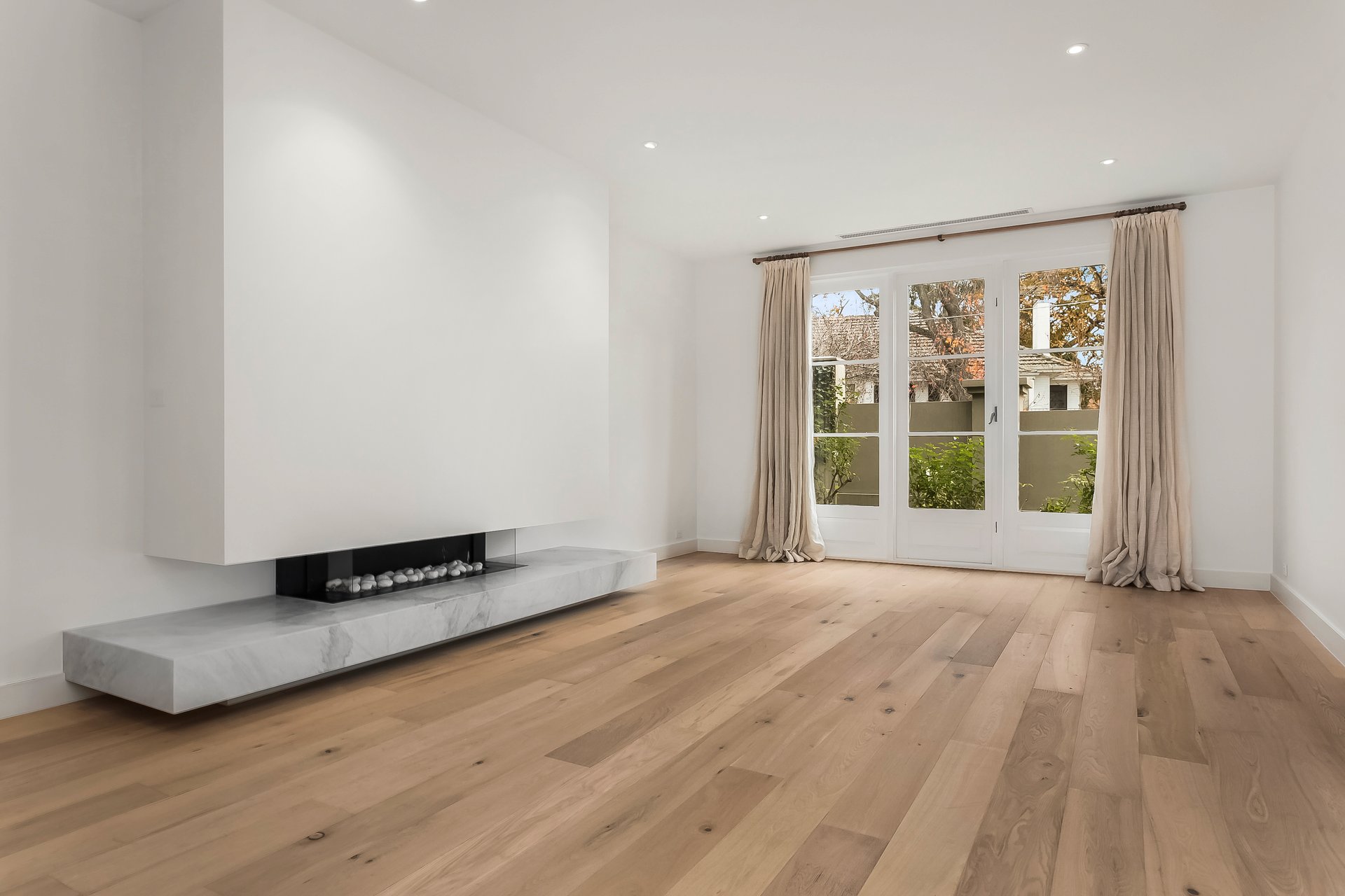 Property Gallery Thumbnail 4