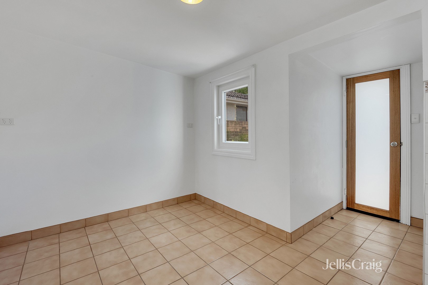 11 Trafford Street, Brunswick image 2