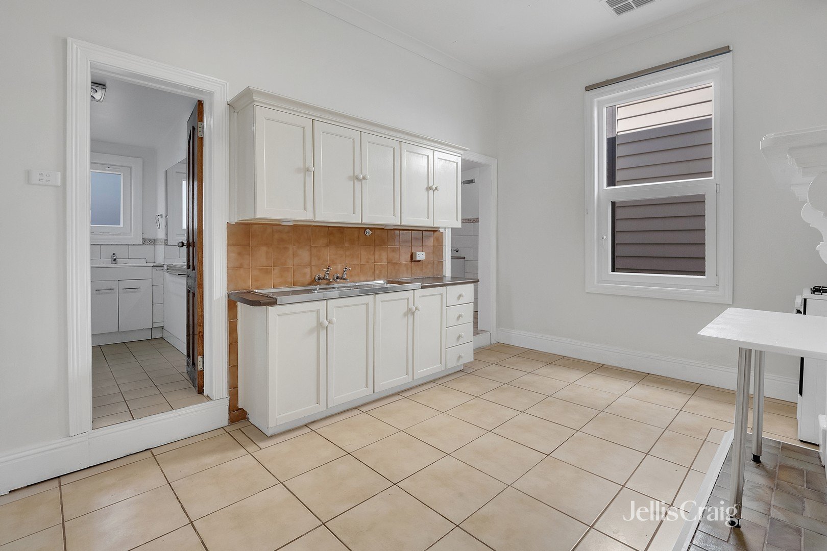 11 Trafford Street, Brunswick image 5