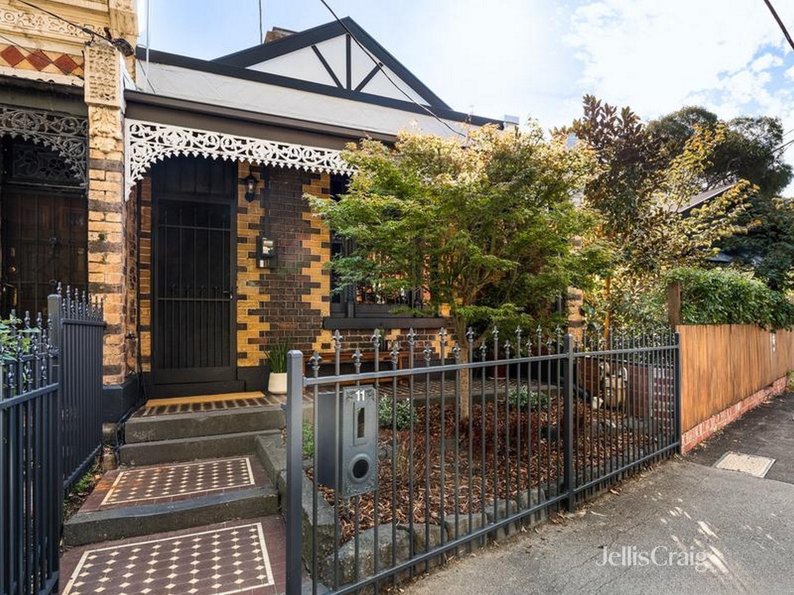 11 Trenerry Crescent, Abbotsford image 13