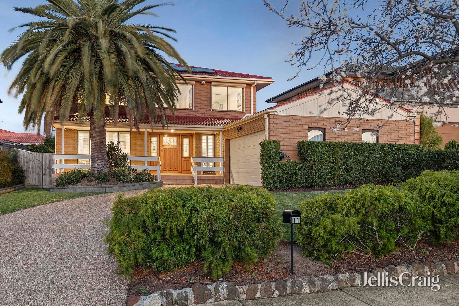11 Trevinden Close, Templestowe image 1