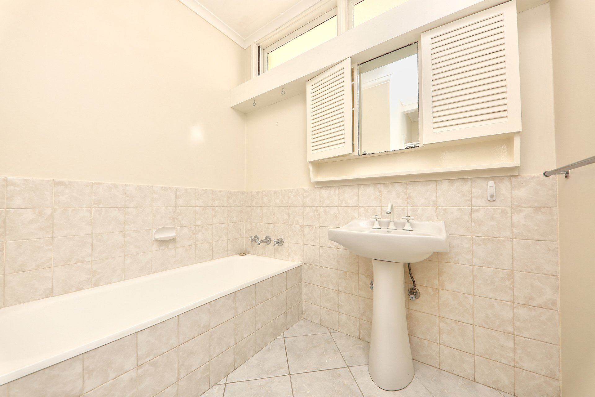 11 Tudor Road, Doncaster image 5