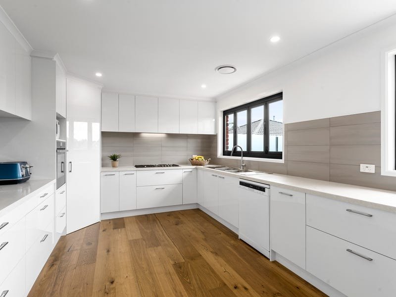 Property Gallery Thumbnail 4