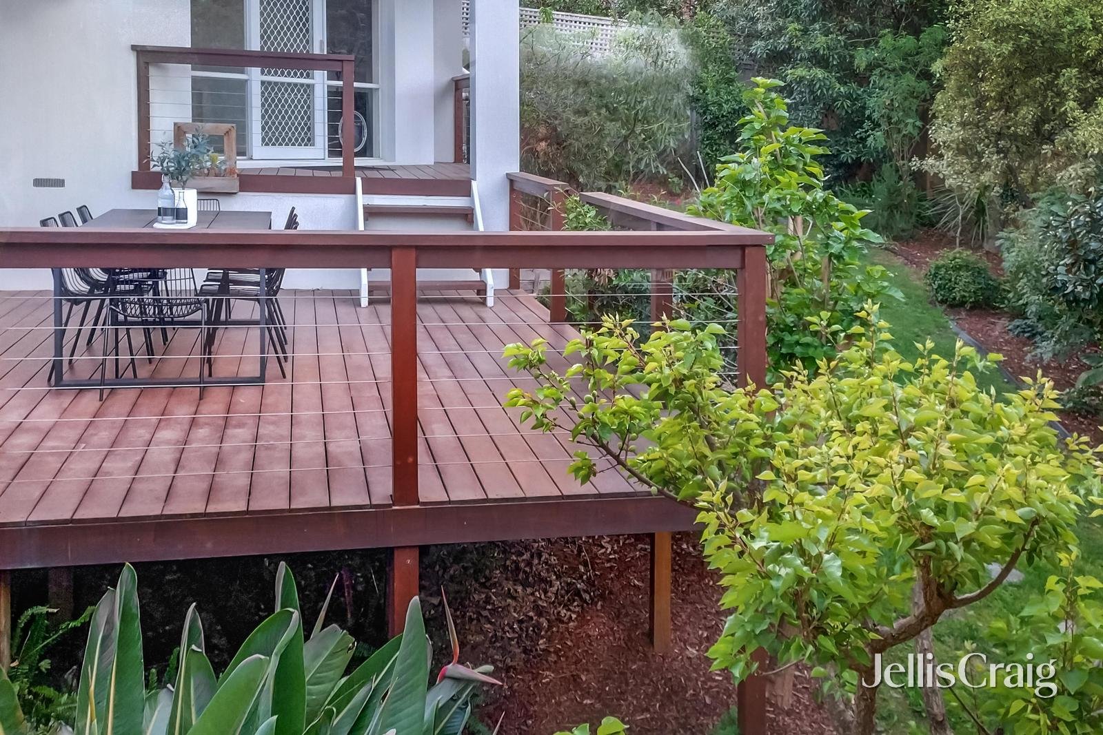 11 Valley Park Grove, Eltham image 22