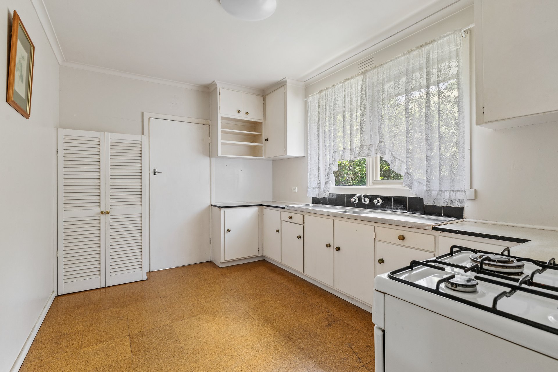 11 Venice Court, Glen&nbsp;Waverley image 2