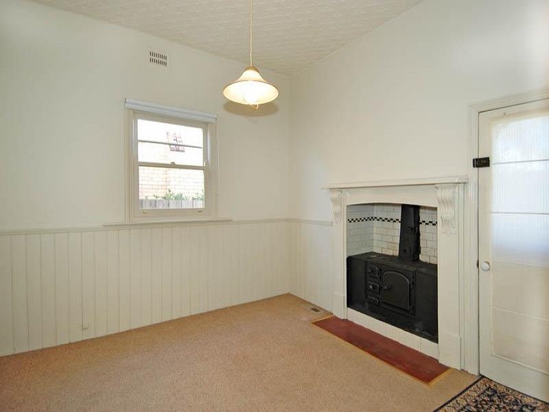 11 Virginia Street, Newtown image 3