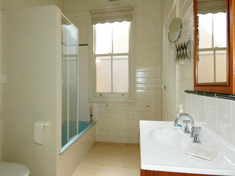 11 Virginia Street, Newtown image 5