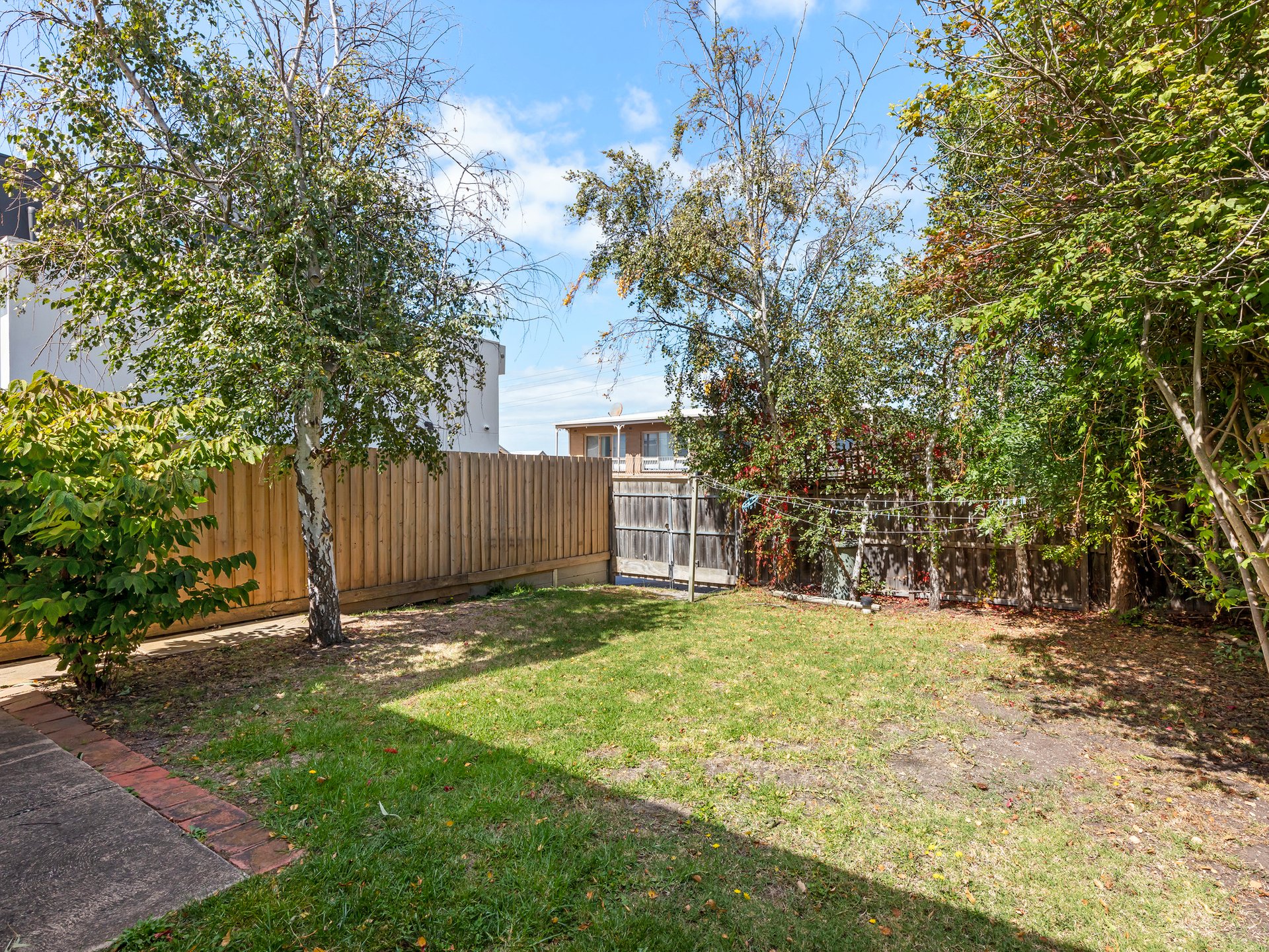 11 Virginia Street, Newtown image 2