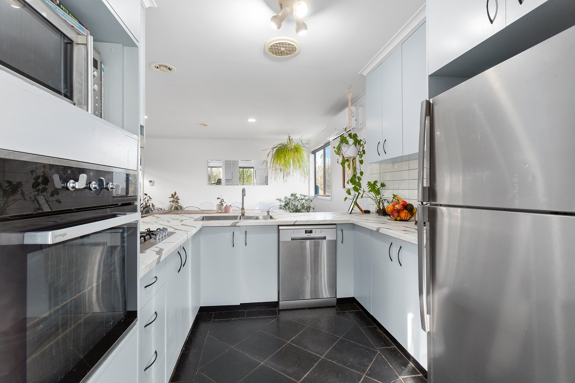 11 Wandana Drive, Wandana&nbsp;Heights image 2