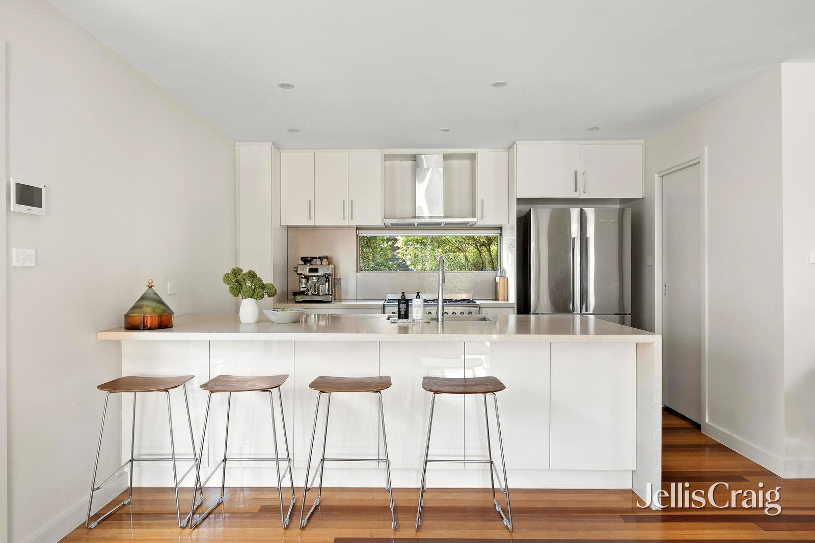 11 Warren Court, Keilor&nbsp;East image 3