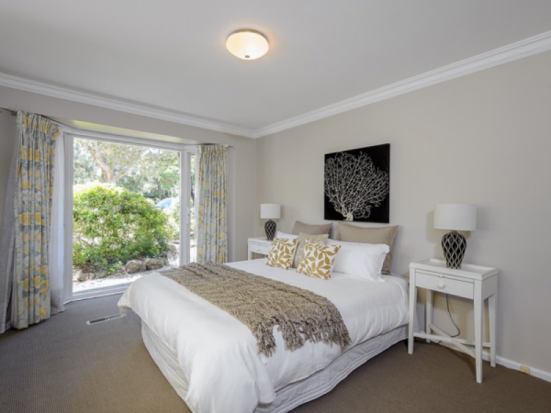 11 Warrina Court, Burwood East image 6