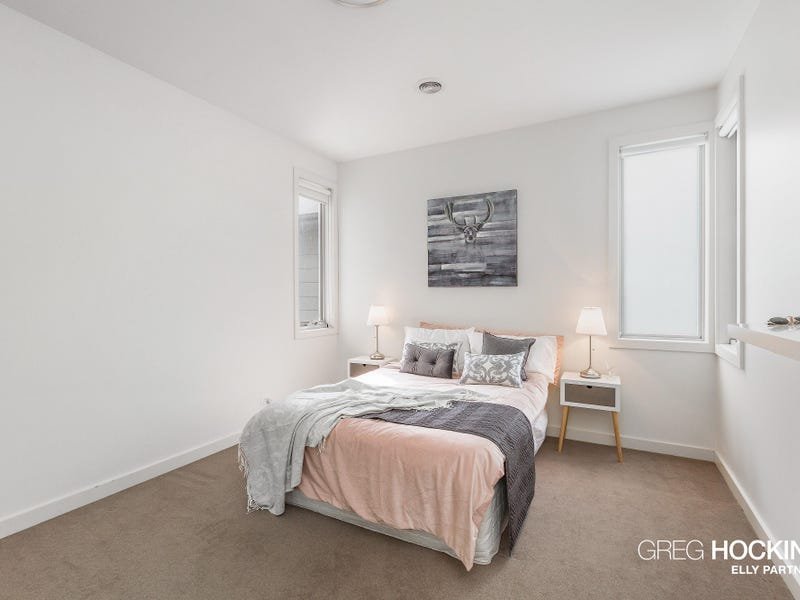 11 Waterfront Place, Williamstown image 9
