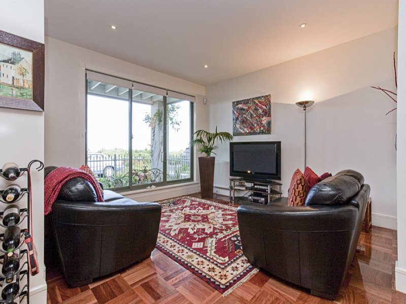 11 Watersedge, Williamstown image 4