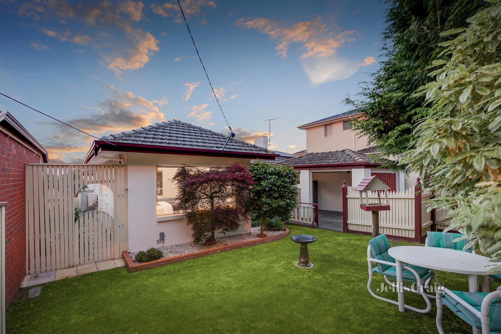 1/1 Watsons Road, Glen Waverley image 11