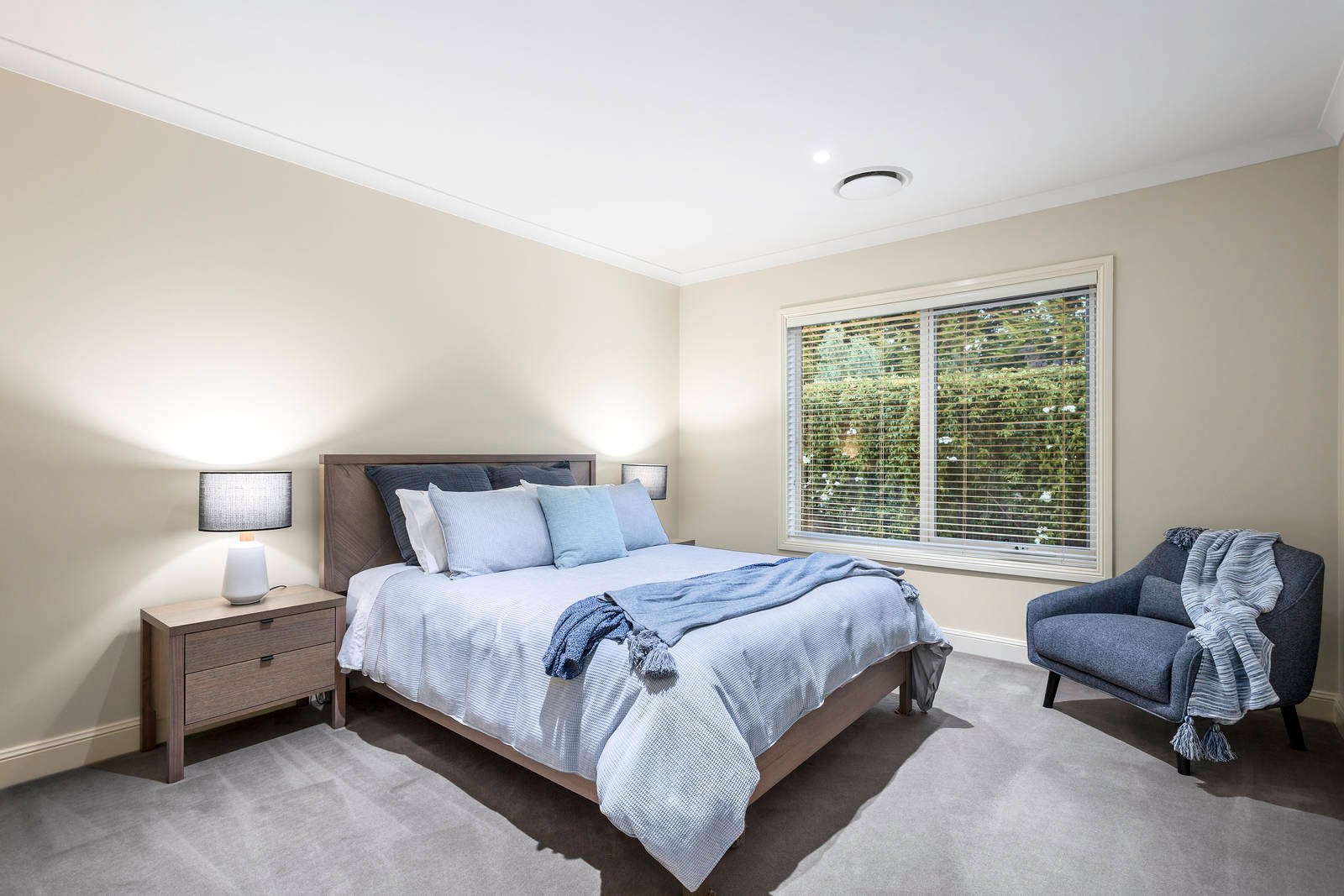 Property Gallery Thumbnail 16
