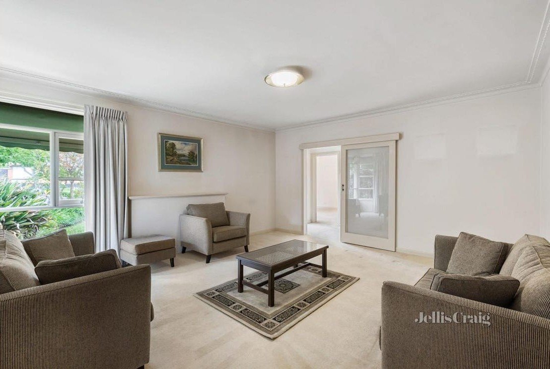 11 Wave Avenue, Mount&nbsp;Waverley image 2