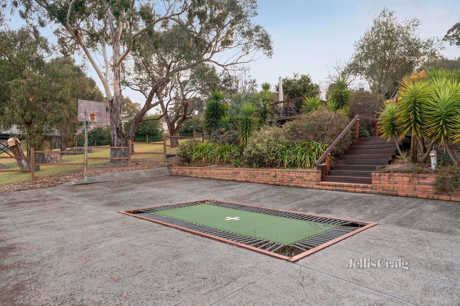 11 Woodfull Road, Lower Plenty image 7