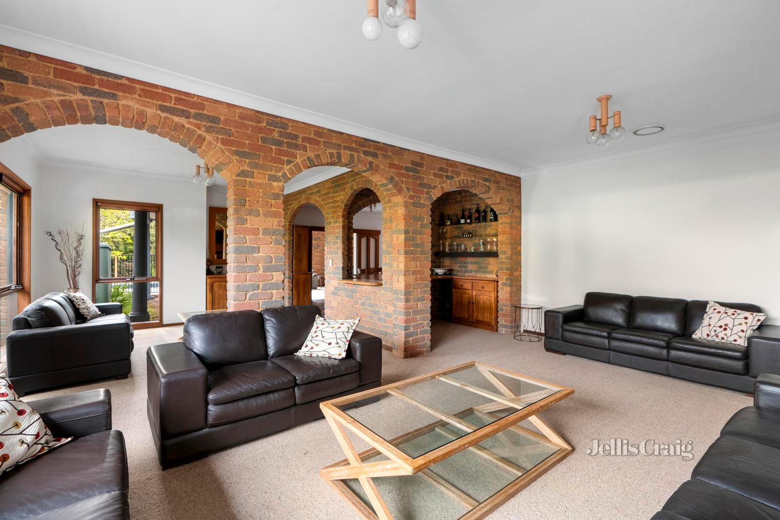 11 Woodfull Road, Lower Plenty image 8
