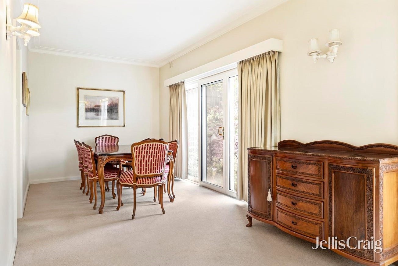 11 Woodland Street, Doncaster image 4