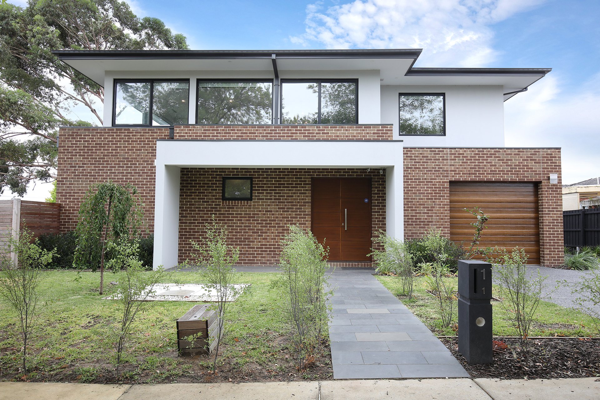 1/1 Woodlea Street, Doncaster East image 1